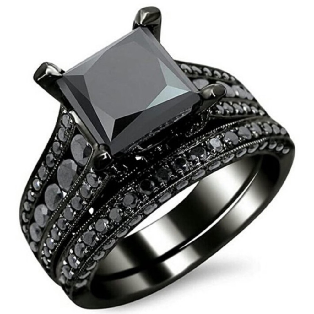 NEW Princess Cut Black Sapphire 925 Silver Ring